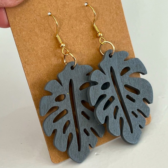 PALM EARRINGS | Wood | Gray | NWT - Picture 1 of 6